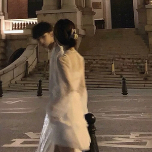 巨大乳房挤奶护士
